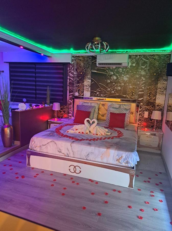 L'Aurore Suite De Charme, Clim Jacuzzi, Sauna, Piscine Chauffee Cuisine... كارْبُنْترا المظهر الخارجي الصورة
