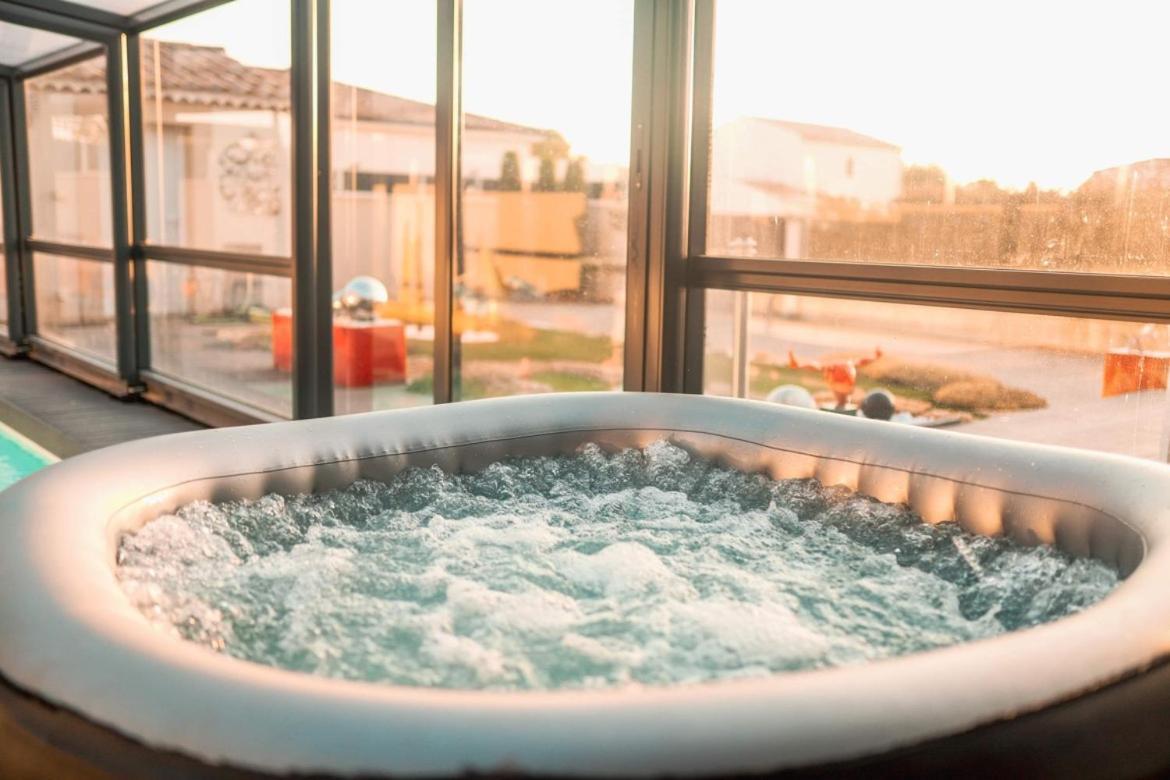 L'Aurore Suite De Charme, Clim Jacuzzi, Sauna, Piscine Chauffee Cuisine... كارْبُنْترا المظهر الخارجي الصورة