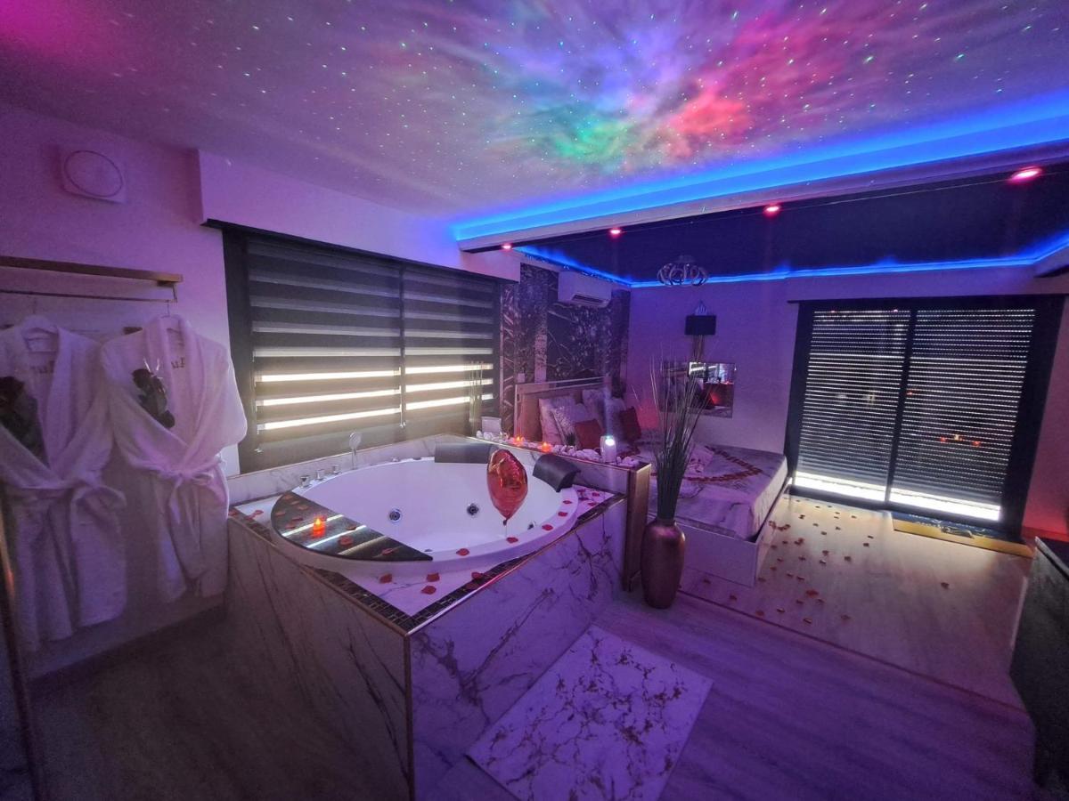 L'Aurore Suite De Charme, Clim Jacuzzi, Sauna, Piscine Chauffee Cuisine... كارْبُنْترا المظهر الخارجي الصورة